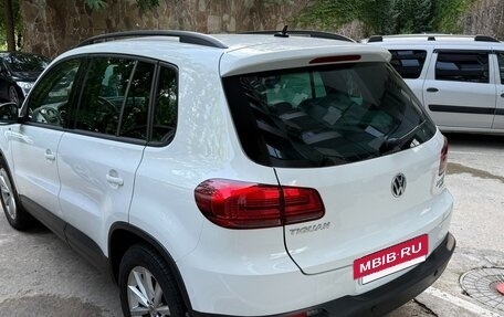Volkswagen Tiguan I, 2015 год, 1 950 000 рублей, 4 фотография