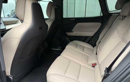 Volvo XC70, 2025 год, 6 480 000 рублей, 11 фотография