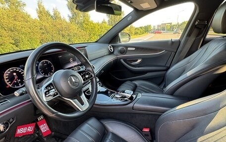 Mercedes-Benz E-Класс, 2019 год, 4 400 000 рублей, 9 фотография