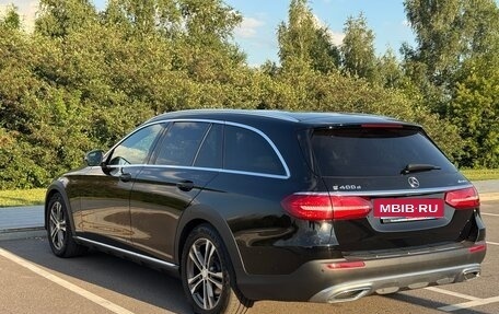 Mercedes-Benz E-Класс, 2019 год, 4 400 000 рублей, 7 фотография