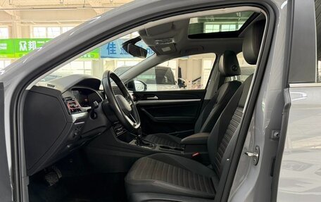 Volkswagen Lavida, 2023 год, 1 650 000 рублей, 14 фотография