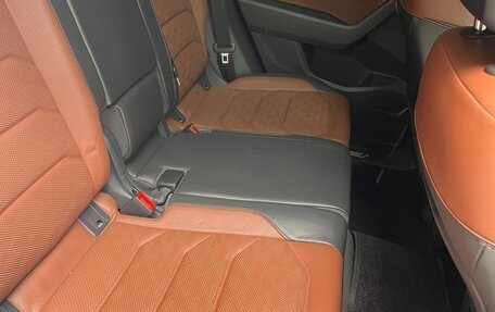 Volkswagen Touareg III, 2019 год, 5 550 000 рублей, 18 фотография