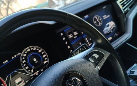 Volkswagen Touareg III, 2019 год, 5 550 000 рублей, 25 фотография