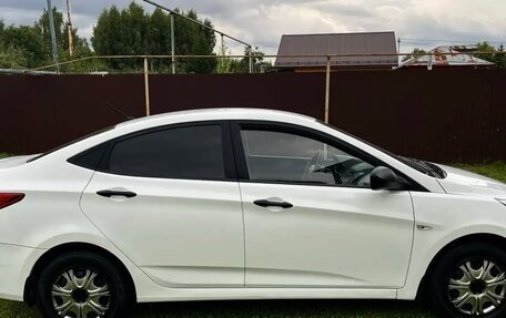 Hyundai Solaris II рестайлинг, 2014 год, 699 000 рублей, 3 фотография