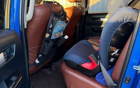 Toyota Hilux VIII, 2018 год, 4 300 000 рублей, 8 фотография