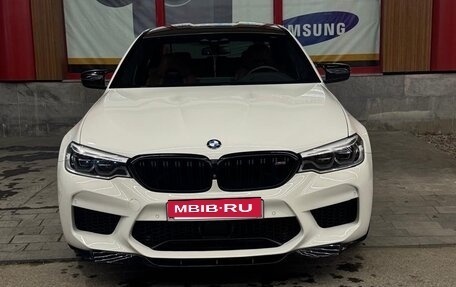 BMW M5, 2019 год, 5 780 000 рублей, 14 фотография