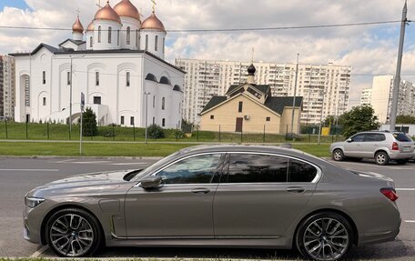 BMW 7 серия, 2021 год, 7 490 000 рублей, 4 фотография
