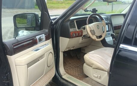 Lincoln Navigator, 2003 год, 565 000 рублей, 6 фотография
