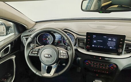 KIA cee'd III, 2021 год, 1 900 000 рублей, 11 фотография