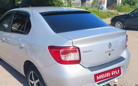 Renault Logan II, 2015 год, 800 000 рублей, 2 фотография