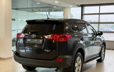 Toyota RAV4, 2013 год, 1 815 000 рублей, 6 фотография