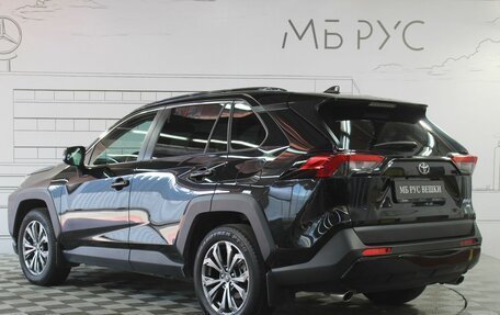 Toyota RAV4, 2024 год, 3 850 000 рублей, 9 фотография