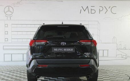 Toyota RAV4, 2024 год, 3 850 000 рублей, 8 фотография