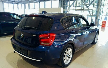 BMW 1 серия, 2011 год, 1 030 000 рублей, 4 фотография
