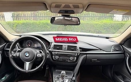 BMW 3 серия, 2018 год, 1 618 000 рублей, 7 фотография