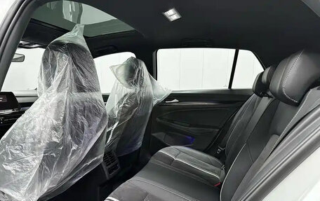 Volkswagen Golf VIII, 2023 год, 1 800 000 рублей, 9 фотография