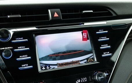 Toyota Camry, 2018 год, 2 319 000 рублей, 18 фотография