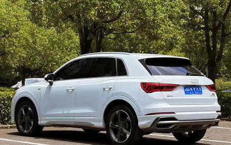 Audi Q3, 2022 год, 2 260 000 рублей, 5 фотография