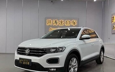 Volkswagen T-Roc I, 2022 год, 1 297 000 рублей, 1 фотография