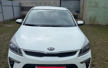 KIA Rio IV, 2018 год, 1 120 000 рублей, 1 фотография