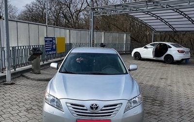 Toyota Camry, 2006 год, 900 000 рублей, 1 фотография