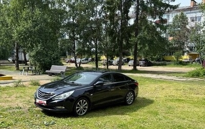Hyundai Sonata VI, 2011 год, 1 300 000 рублей, 1 фотография