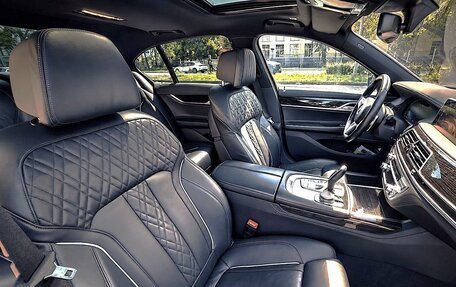 BMW 7 серия, 2021 год, 6 950 000 рублей, 5 фотография
