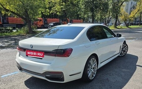 BMW 7 серия, 2021 год, 6 950 000 рублей, 12 фотография