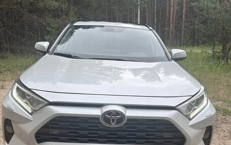 Toyota RAV4, 2022 год, 3 000 000 рублей, 7 фотография