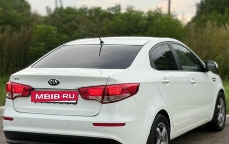 KIA Rio III рестайлинг, 2016 год, 990 000 рублей, 16 фотография