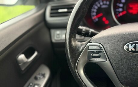 KIA Rio III рестайлинг, 2016 год, 990 000 рублей, 26 фотография