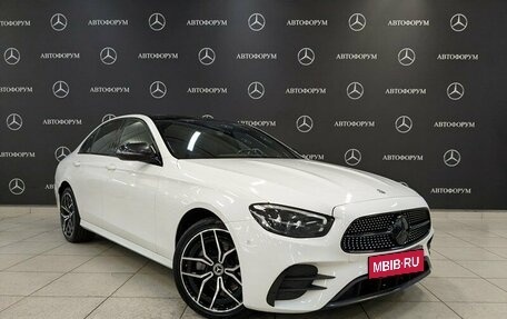 Mercedes-Benz E-Класс, 2021 год, 4 350 000 рублей, 3 фотография