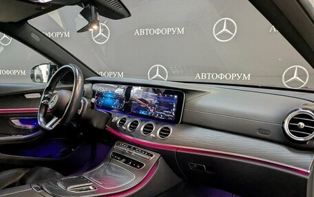 Mercedes-Benz E-Класс, 2021 год, 4 350 000 рублей, 20 фотография