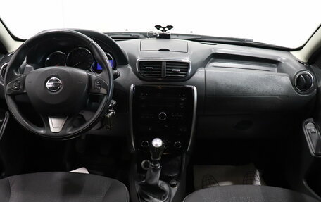 Nissan Terrano III, 2017 год, 1 493 000 рублей, 7 фотография