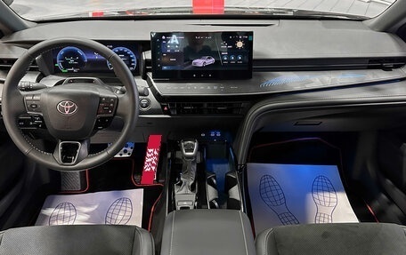 Toyota Camry, 2026 год, 4 077 000 рублей, 32 фотография
