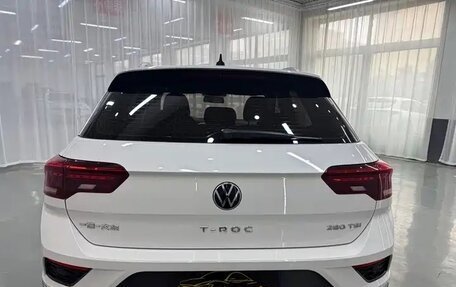 Volkswagen T-Roc I, 2022 год, 1 297 000 рублей, 11 фотография