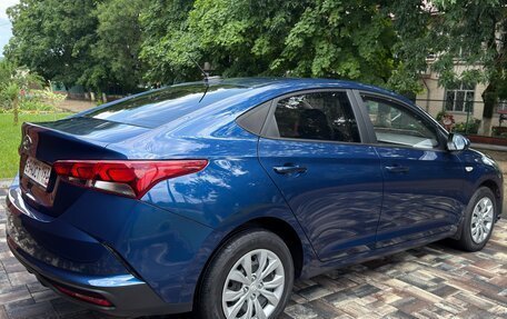 Hyundai Solaris II рестайлинг, 2022 год, 1 640 000 рублей, 6 фотография