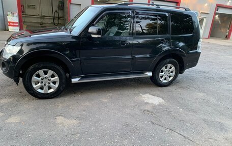 Mitsubishi Pajero IV, 2012 год, 1 750 000 рублей, 3 фотография