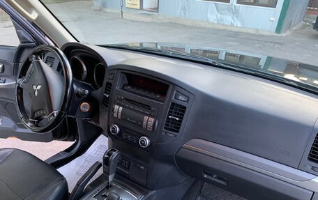 Mitsubishi Pajero IV, 2012 год, 1 750 000 рублей, 10 фотография