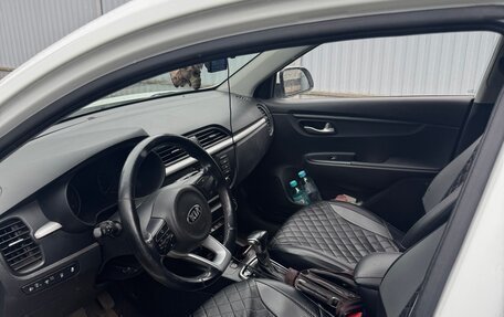 KIA Rio IV, 2018 год, 1 120 000 рублей, 4 фотография
