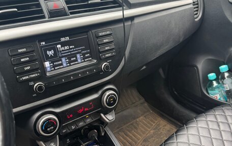 KIA Rio IV, 2018 год, 1 120 000 рублей, 6 фотография