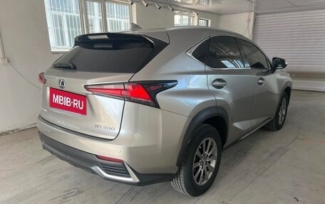 Lexus NX I, 2021 год, 2 600 000 рублей, 6 фотография