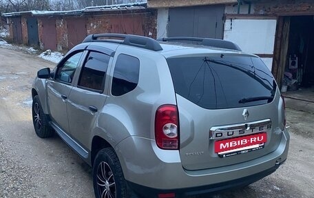 Renault Duster I рестайлинг, 2013 год, 850 000 рублей, 2 фотография