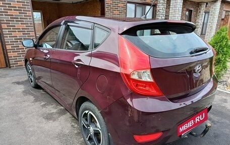 Hyundai Solaris II рестайлинг, 2012 год, 650 000 рублей, 2 фотография
