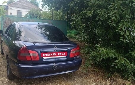 Mitsubishi Carisma I, 2001 год, 175 000 рублей, 3 фотография