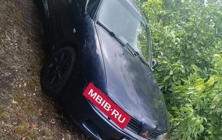 Mitsubishi Carisma I, 2001 год, 175 000 рублей, 2 фотография