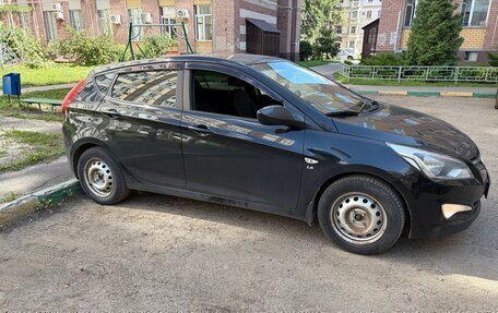 Hyundai Solaris II рестайлинг, 2015 год, 1 150 000 рублей, 3 фотография