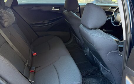 Hyundai Sonata VI, 2011 год, 1 300 000 рублей, 15 фотография