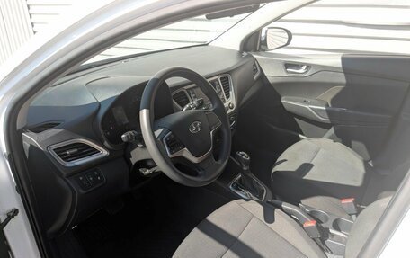Hyundai Solaris II рестайлинг, 2022 год, 1 665 000 рублей, 14 фотография
