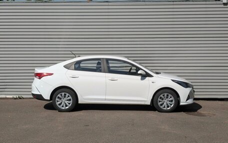 Hyundai Solaris II рестайлинг, 2022 год, 1 665 000 рублей, 28 фотография